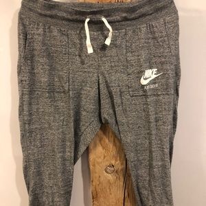 Nike Jogger Capri